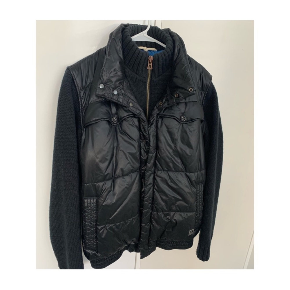 Boss orange men’s puffer jacket! 🎉